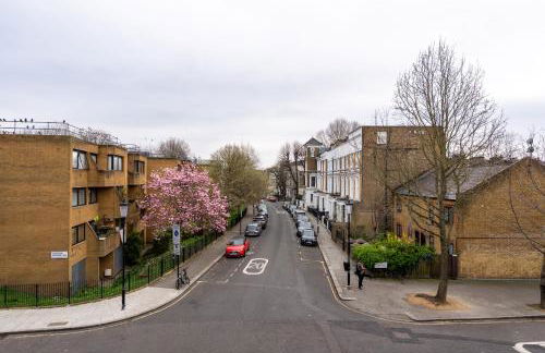 Modern, fully furnished apartment with ensuite, private balcony and elevator in Notting Hill - Foto 32