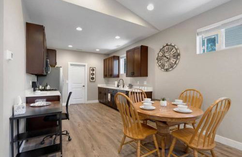 Modern Midtown Home Close to Downtown - Foto 14