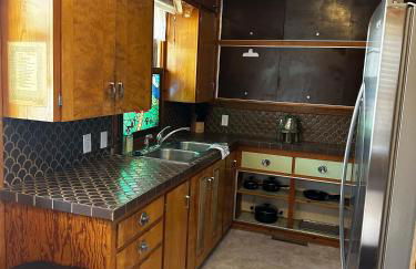 Mid-Century Modern 4BR WIF SmrtTV Coffee Patio - Photo 9