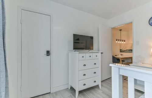 Coastal Paradise Condo with 2 Bedrooms and Pool - Foto 22