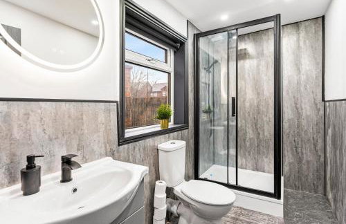 Designer 4 Bed House in Leeds - Sleeps 13 - Foto 7