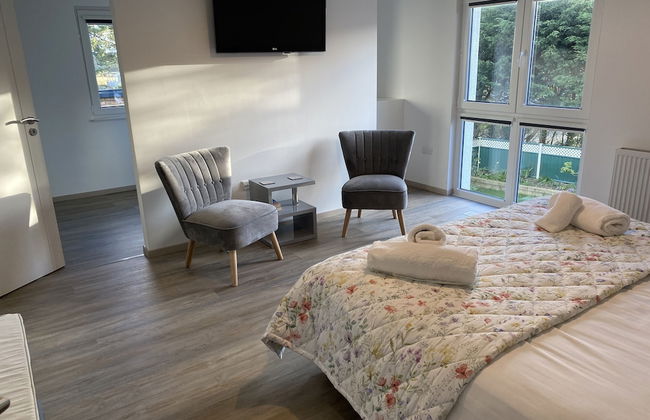 Sleeps8- Ecofriendly- Kingbeds- Familyfriendly - Photo 2