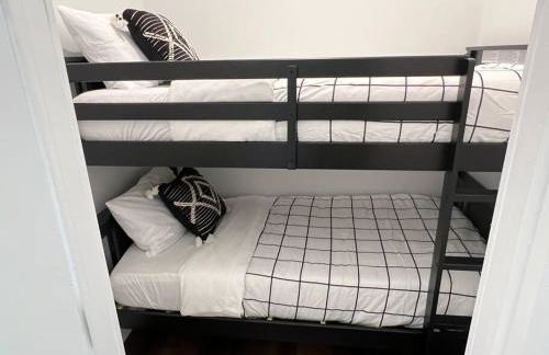 Modern Mountain Getaway with Hot Tub, Fire Pit - Foto 21