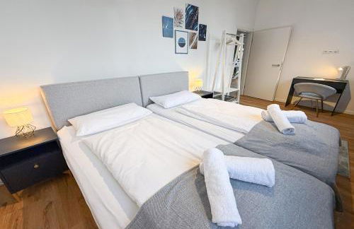 Stilvoll & zentral in der Innenstadt, nahe Hauptbahnhof und Limbecker Platz, helle und großzügige Räume, voll ausgestattete Küche - Photo 16