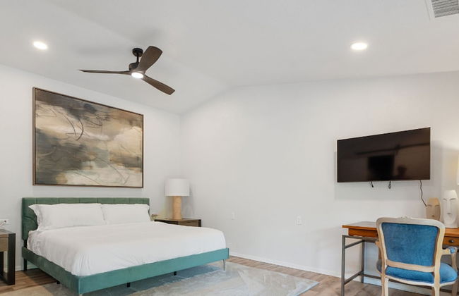 Family Home w Pool-hot Tub-large Yard-pool Table - Photo 23