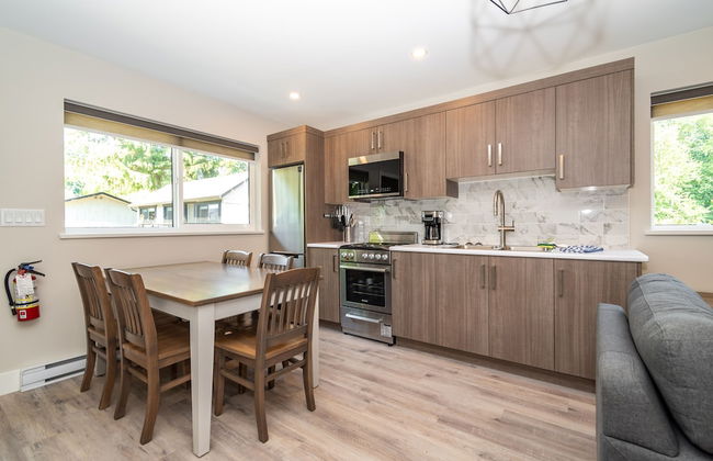 Pathfinder Camp Resorts Agassiz - Photo 15