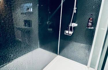 Unique Modern Studio Apartment - Foto 22