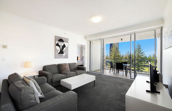 Ocean Pacific Broadbeach - Photo 32