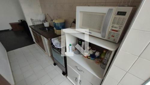 Acomodação Tranquila no Centro - Foto 3