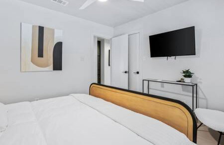 Hot Tub Pool + Firepit + Gameroom ~ Guesthouse - Foto 35