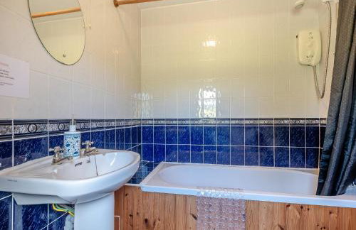 Kilbride Cottage-Uk46886 - Photo 12