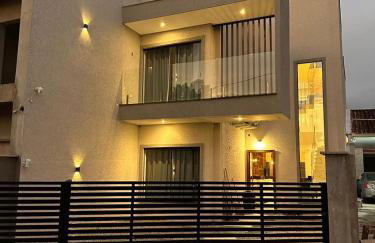 Reserva Itapoá SC - Triplex com Piscina Aquecida e 5 Ar Condicionado - Photo 2