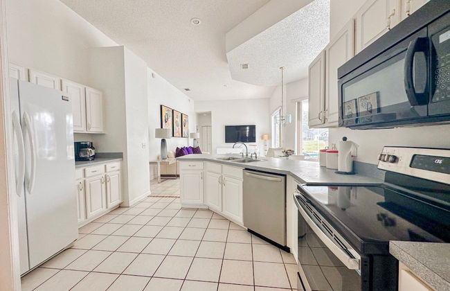 Grand Luxury Deluxe 4BR Pool Home Near Disney - Foto 26