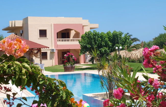 Villa Rita Apartments - Photo 15