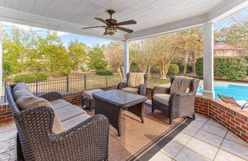 Amazing Home w/ Huge Pool, Game Tables, Movie room, and More! - Foto 45