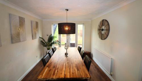Binfield - Spacious Luxurious Four Bedroom House - Foto 4