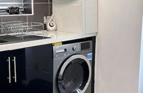 Cheerful 3 bedroom Townhouse with free parking. - Foto 6