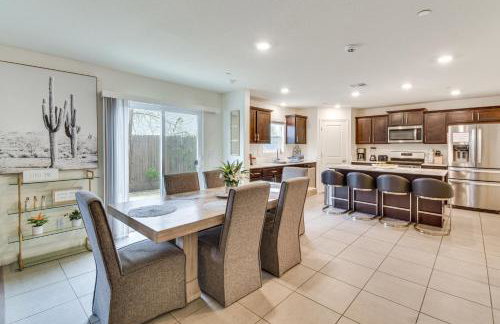 Pool Table and Patio! Spacious Merced Getaway - Foto 9