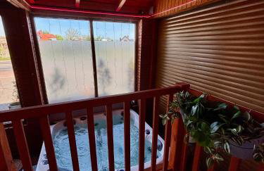 Apartament "Love Heaven" Jacuzzi SPA z dużą wanną z hydromasażem dla Dwojga - Foto 8