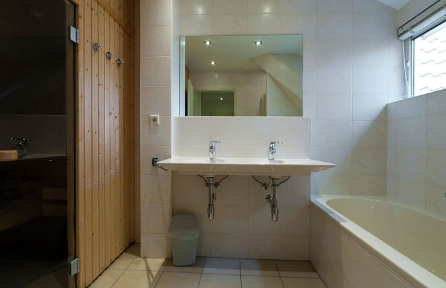 Detached Holiday Home With Dishwasher Located on Texel - Foto 54