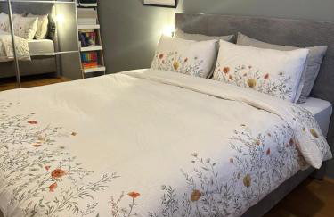 Place4You - with private garage - Photo 4