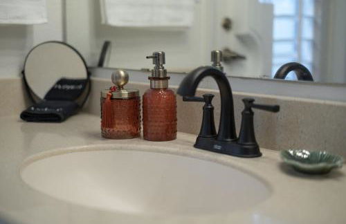 Large Pool With Diving Board, Remodeled 3bdrm, Near State Farm STDM and More! - Foto 29