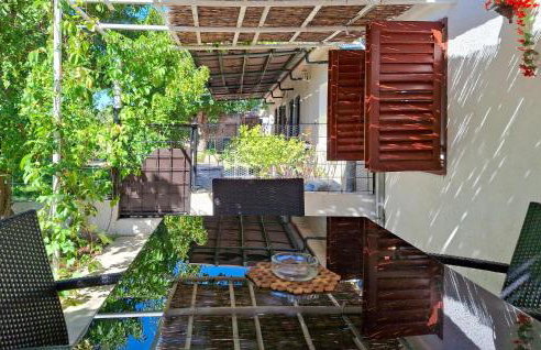 Nice Home In Konjevrate With Kitchen - Foto 2