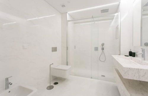 Luxury 4 bedr Flat w/ PANORAMIC Views & Pool!! - Foto 50