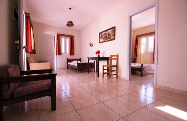 Ampavris Family Apartments - Photo 4