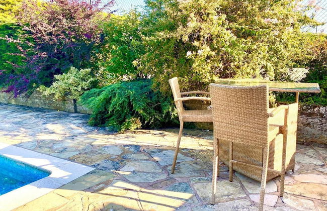 Idyllic Country Retreat With Wow Views & Lush Pool - Foto 35