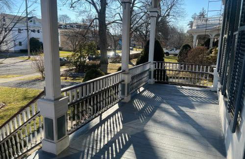 2Br Private Victorian Apartment in City location on half acre Sleeps 5 - Foto 8