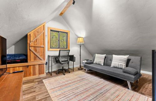 Blue Haven - Wooded, pet friendly home w/ trailer parking, AC, and deck - Foto 18