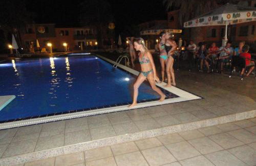 Amari Hotel - Photo 40