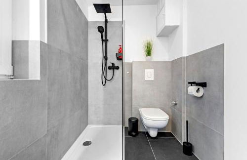 Moderne Suite bis zu 6 Personen - Central- free Parking - 3 Bedrooms - Netflix - Smart Home - Foto 15