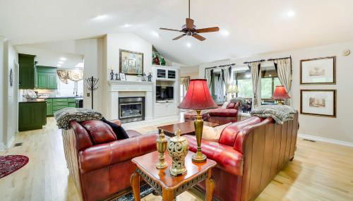 Home in Bella Vista with Deck and Lake Windsor Views! - Foto 4