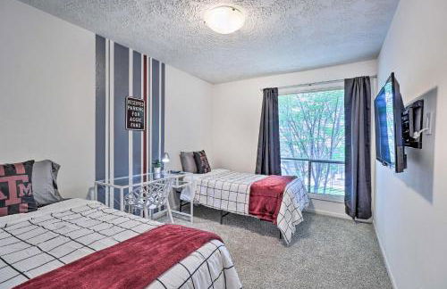 Bryan Home with Deck and Yard about 4 Mi to Texas A and M! - Photo 21