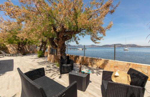 Mon Rêve, charmant cabanon les pieds dans l'eau à la Madrague, confortable et lumineux - Foto 23