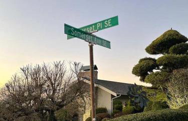 Luxury Bellevue 2B Basement w Stunning View - Foto 32