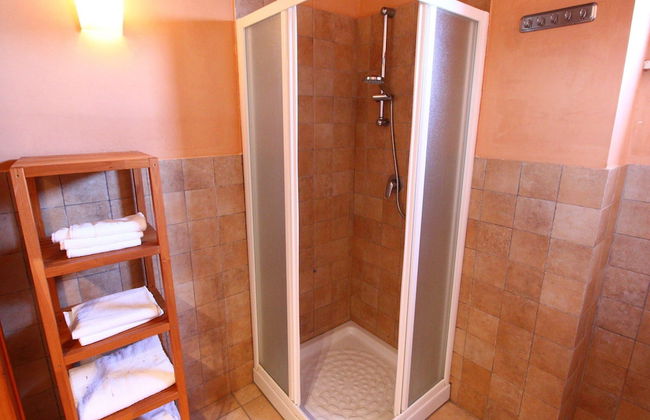 Apartment in Montalto Near Lake and Pool - Foto 9