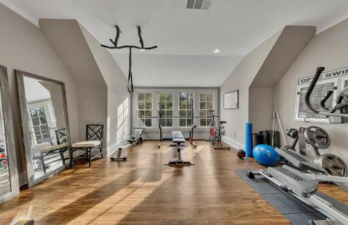 World Cup Luxury Estate Pool Gym Game Room - Foto 59