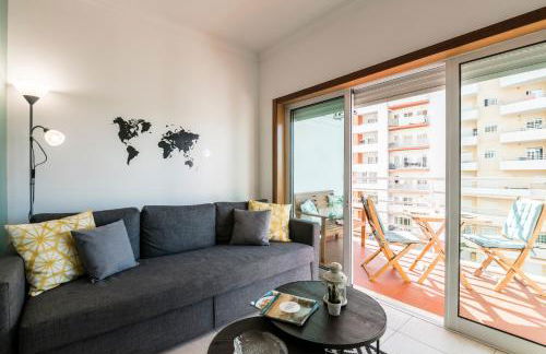 Algarve Beach Vibes Apartment, WiFi, Pool, AC, BBQ - Photo 18