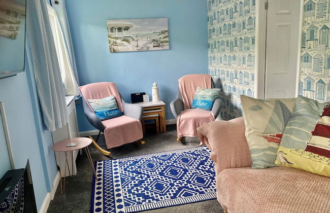 Large 3 bed Chalet -sleeps 6- dog Friendly- Garden - Foto 8