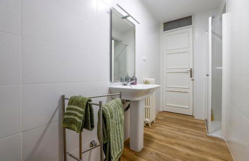 Precioso y espacioso piso ideal para familias. - Foto 19