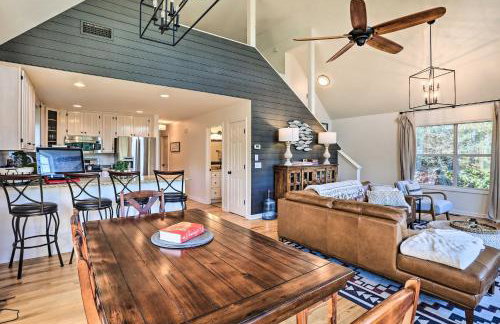 Waterfront Lake Martin Home with Private Dock and View - Foto 1