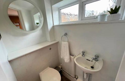 Weybridge Stunning Five Bedroom House With Garden - Foto 18