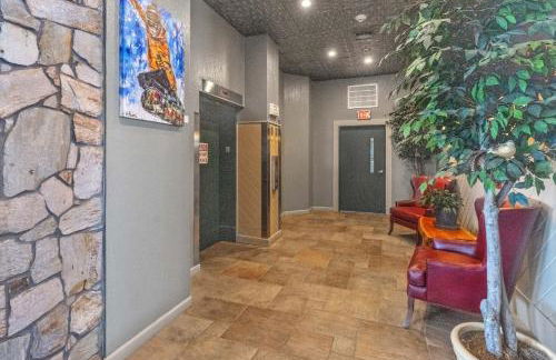 Handsome 2BR Condo with Gorgeous Views in Sugar Mountain! condo - Foto 52