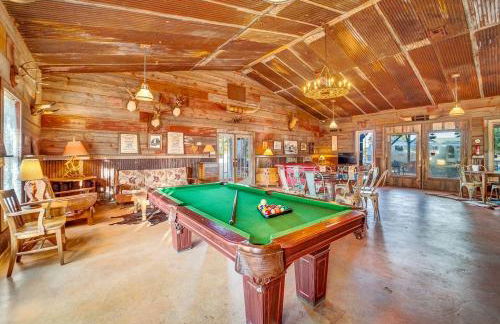 Luxury Airstream Campsite Nestled Beneath Oak Trees Outside of Austin, Texas - Foto 55