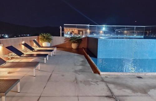 Flat Aconchegante Edifício Royale Cabo Frio - Passagem - Praia do Forte - Foto 30