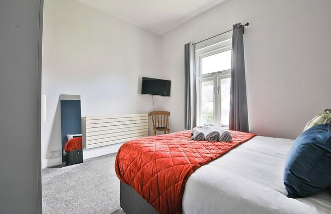 4 Bed House with Pool Table & Parking - Foto 33