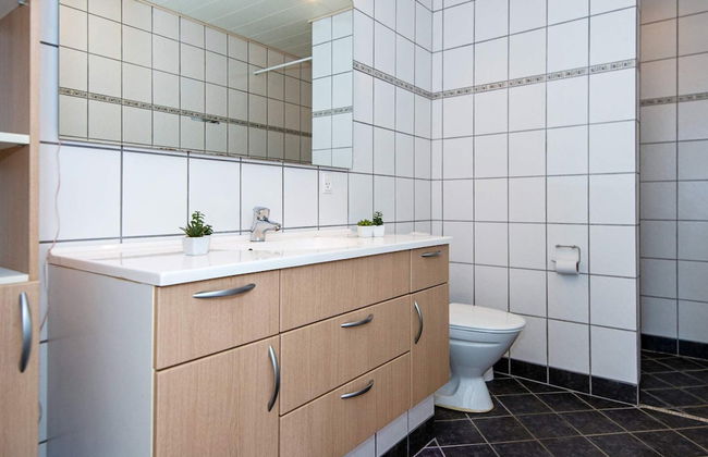 4 Person Holiday Home in Toftlund - Foto 10